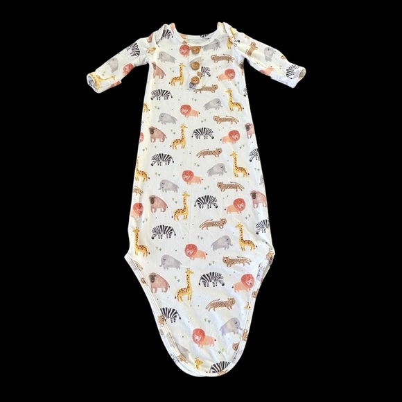 Caden Lane Newborn Jungle Animals Tie Bottom Gown Baby Boy Girl Safari Lion - Picture 1 of 5